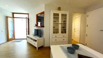 Sala d'estar de Apartament en venda en L'Ampolla amb Calefacció i Terrassa