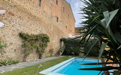 Piscina de Casa o xalet en venda en Plasencia amb Aire condicionat, Calefacció i Jardí privat