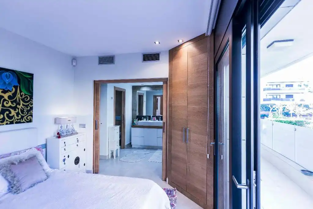 Dormitori de Apartament en venda en Eivissa amb Aire condicionat, Calefacció i Jardí privat