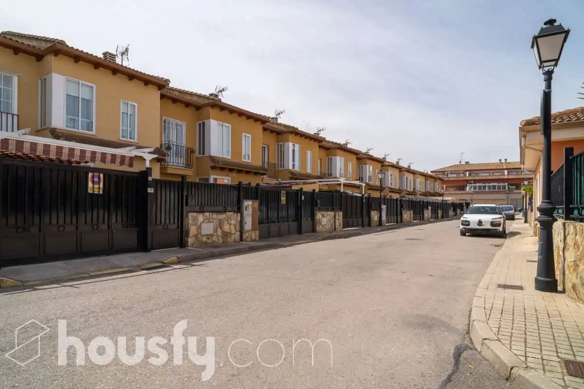 Adosado con jardín en venta en Calle Elbarre ., imagen 25