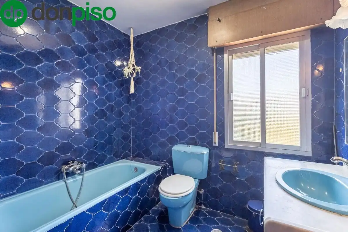 House with pool for sale in Calle GERANEO, imagen 29
