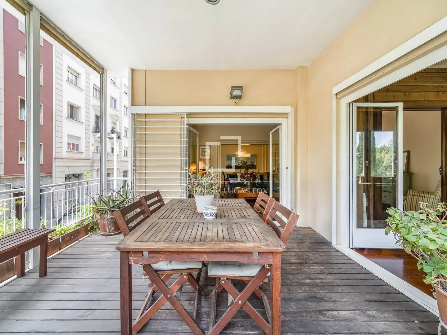 Terrasse von Wohnung zum Verkauf in Barcelona mit Klimaanlage, Heizung und Privatgarten