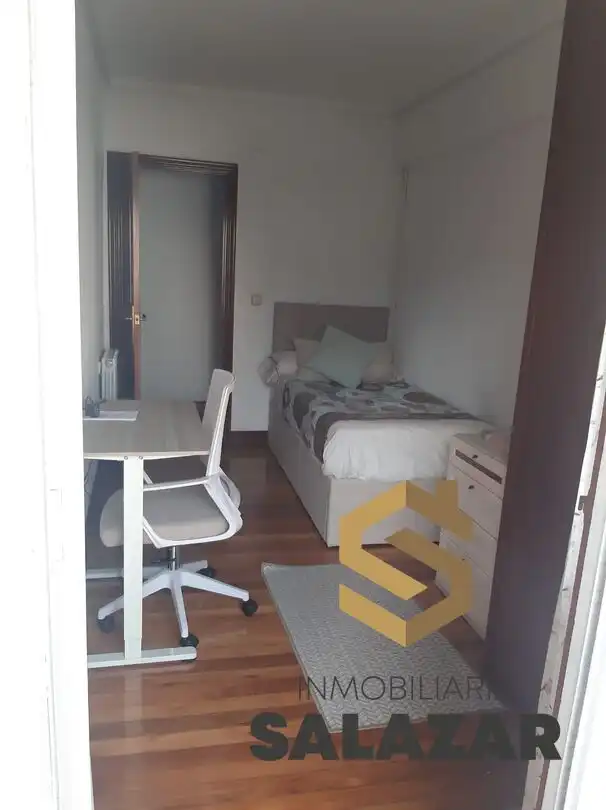 Piso de alquiler en Txurdinaga