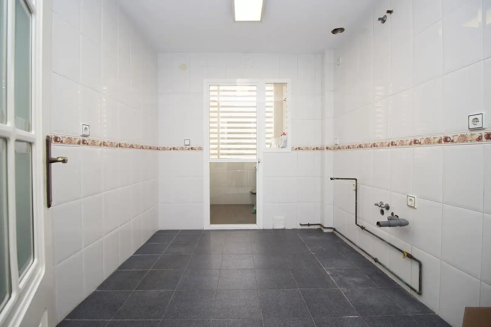 Baño de Piso en venta en Málaga con Aire acondicionado, Calefacción y Terraza