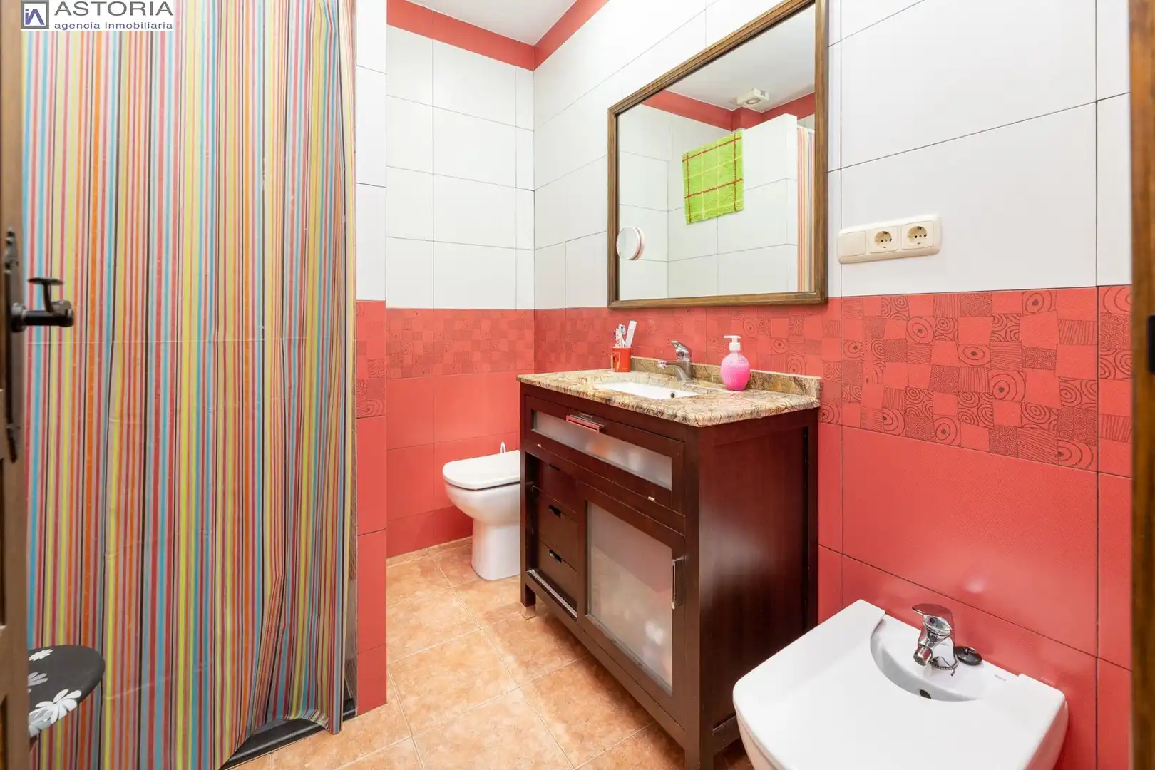 Maison mitoyenne avec piscine à vendre à Peligros, imagen 31