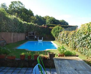 Piscina de Casa o xalet en venda en Ames amb Terrassa i Piscina