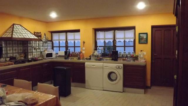 Casa-chalet en Venta en Camino Valhondo en Monterrubio de Armuña