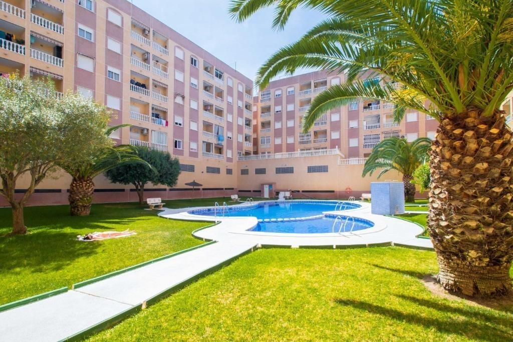 Piscina de Apartamento en venta en Torrevieja