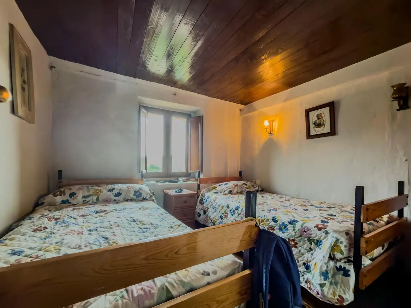 Habitación de Casa adosada en venta en Merindad de Valdeporres con Calefacción
