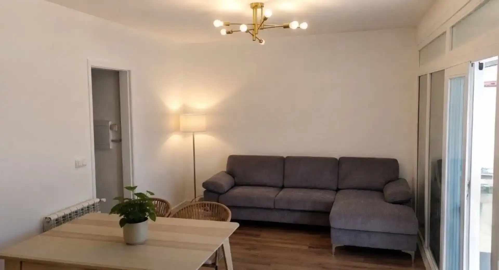 Sala de estar de Piso en venta en Guissona con Parquet y Amueblado