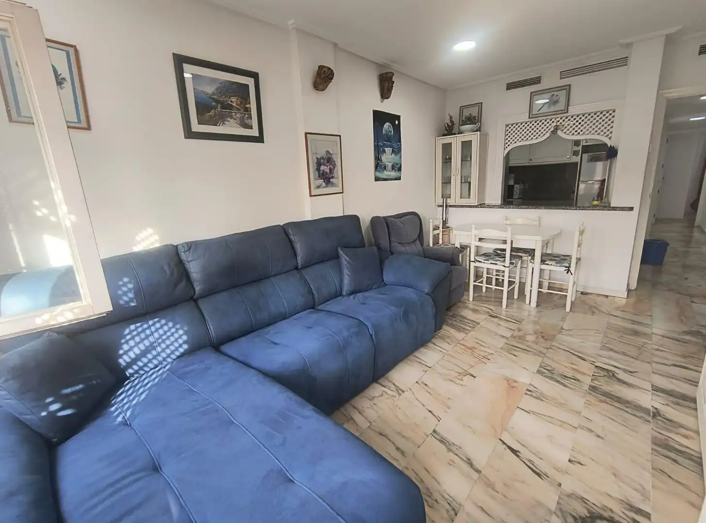 Sala de estar de Apartamento en venta en Santa Pola con Jardín privado, Terraza y Amueblado