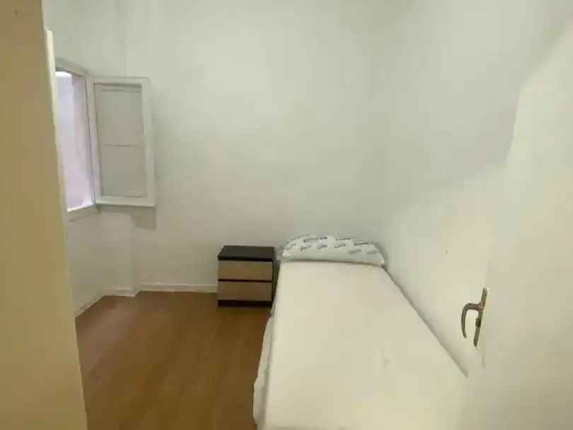 Habitación de Piso en venta en Petrer