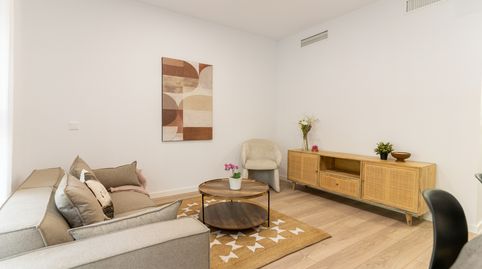 Foto 2 de Piso de alquiler en Concepción, Madrid