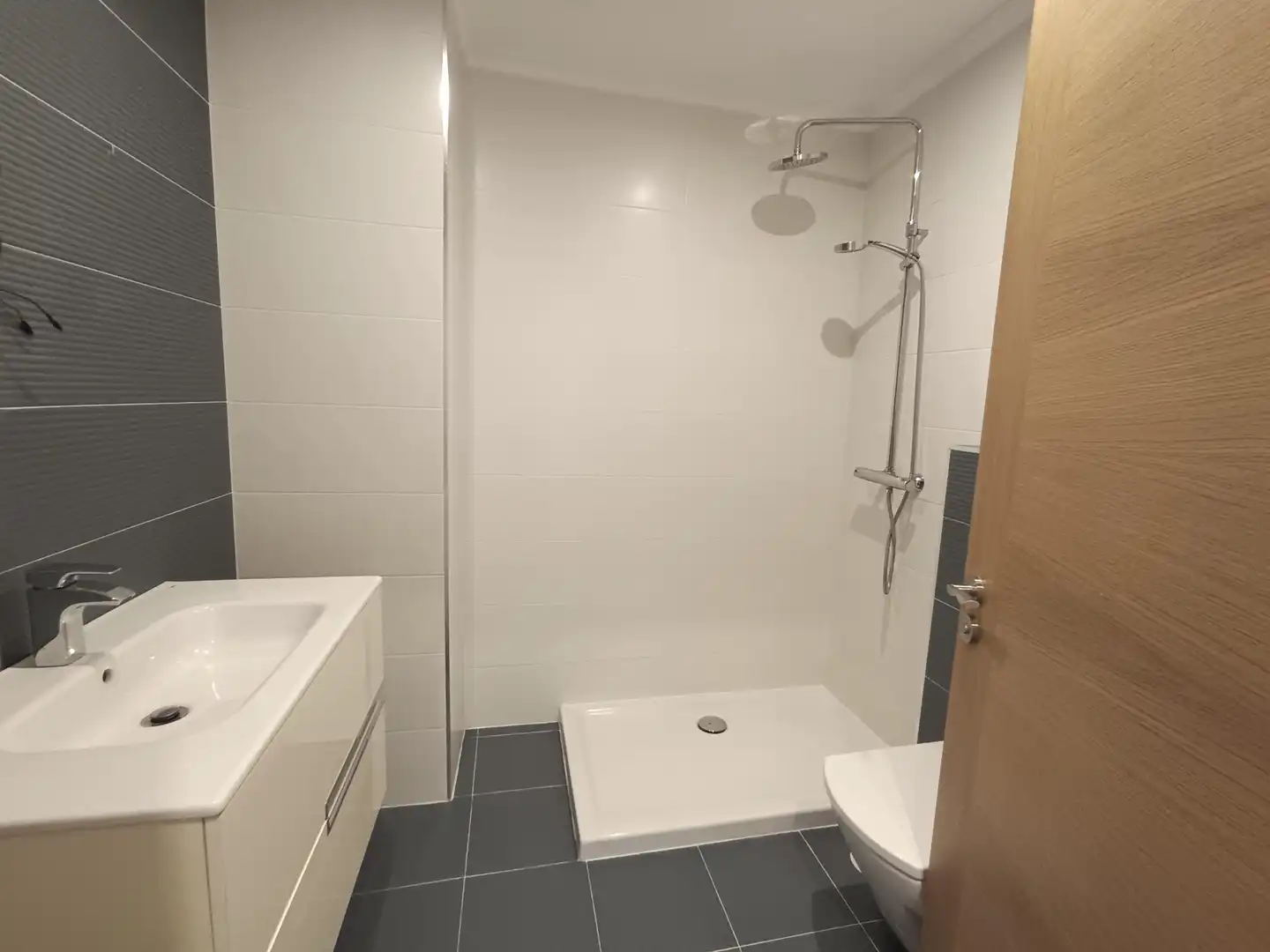 Bathroom of Attic for sale in Ourense Capital 