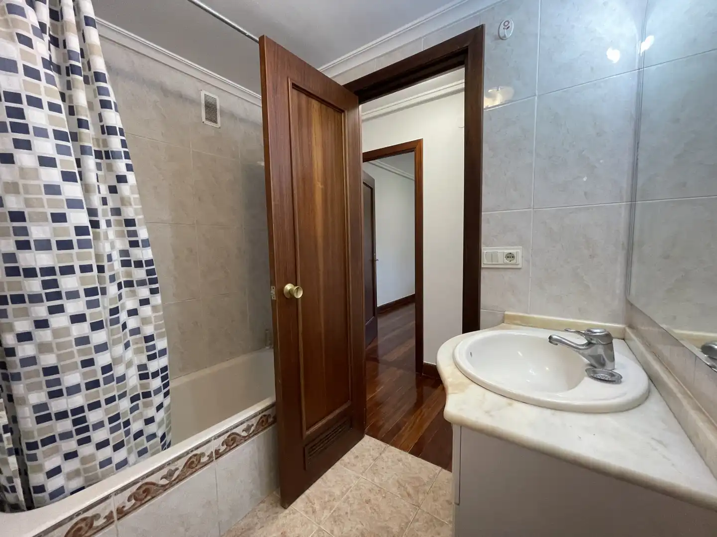Wohnung zur Miete in Donostia-San Sebastián - Paseo de Heriz, 157, Aiete
