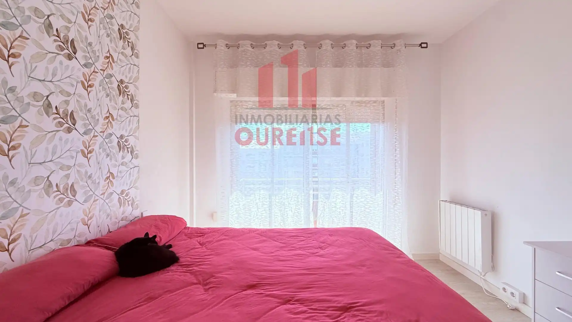 Bedroom of Flat for sale in Ourense Capital   with Heating, Storage room and Furnished