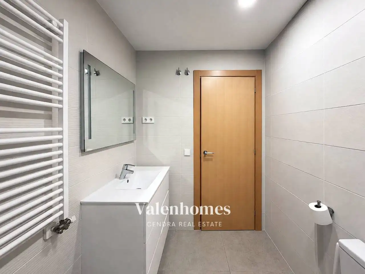 Bany de Casa o xalet en venda en Terrassa amb Aire condicionat, Calefacció i Terrassa