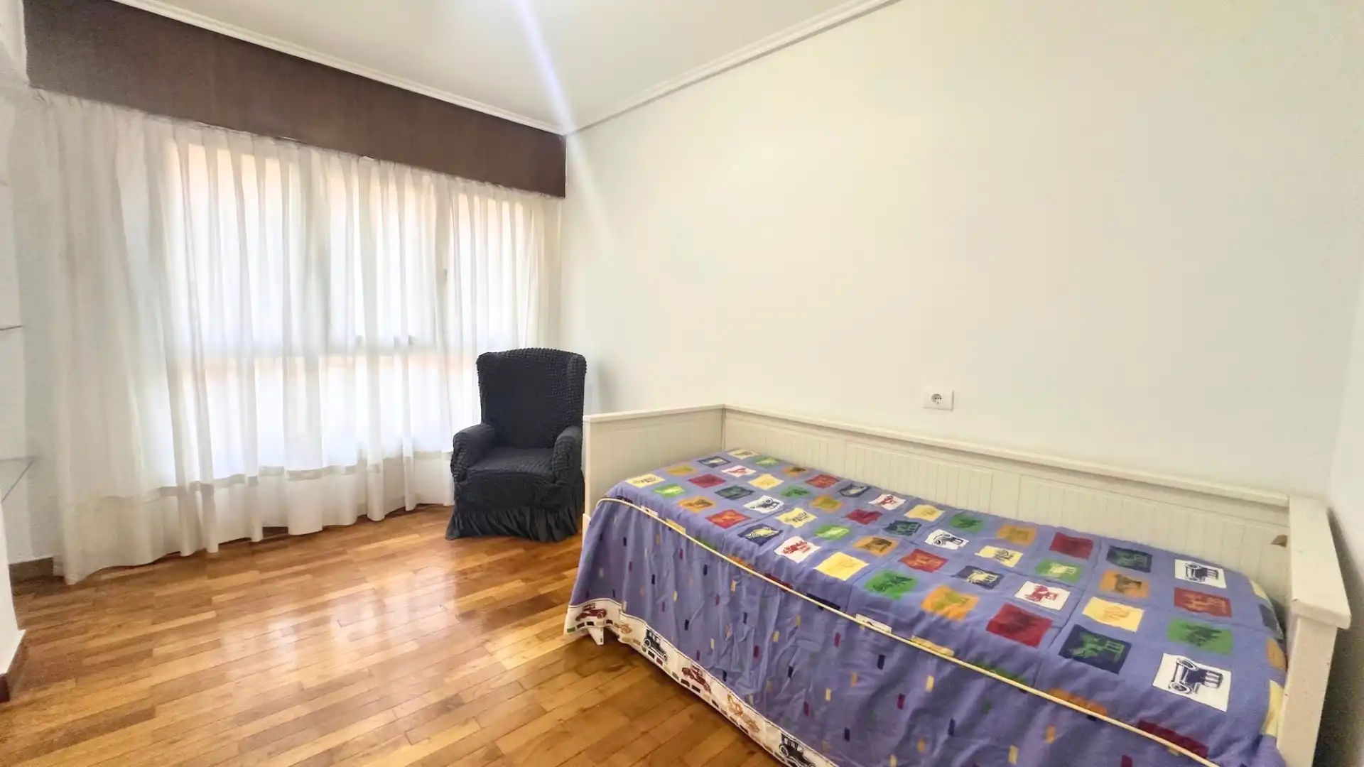 Schlafzimmer von Wohnung zum Verkauf in Portugalete mit Heizung, Terrasse und Möbliert