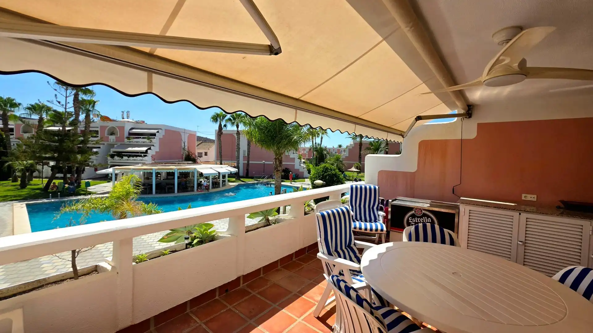 Apartament amb piscina en venda a Puerto de Mazarrón, imagen 3