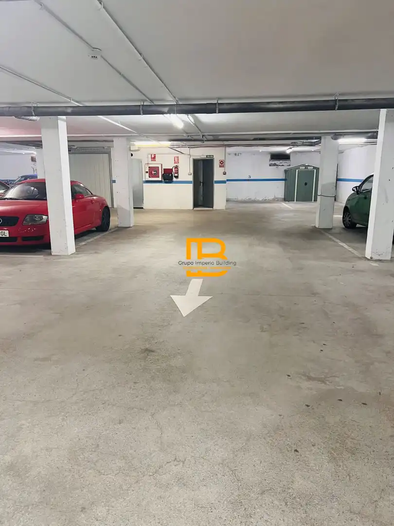 Parkplatz von Wohnung zur Miete in Voto mit Heizung, Abstellraum und Möbliert