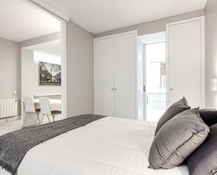 Bedroom of Flat to rent in  Barcelona Capital  with Air Conditioner, Heating and Parquet flooring