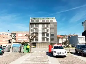Außenansicht von Dachboden zum Verkauf in Cangas  mit Heizung, Terrasse und Abstellraum