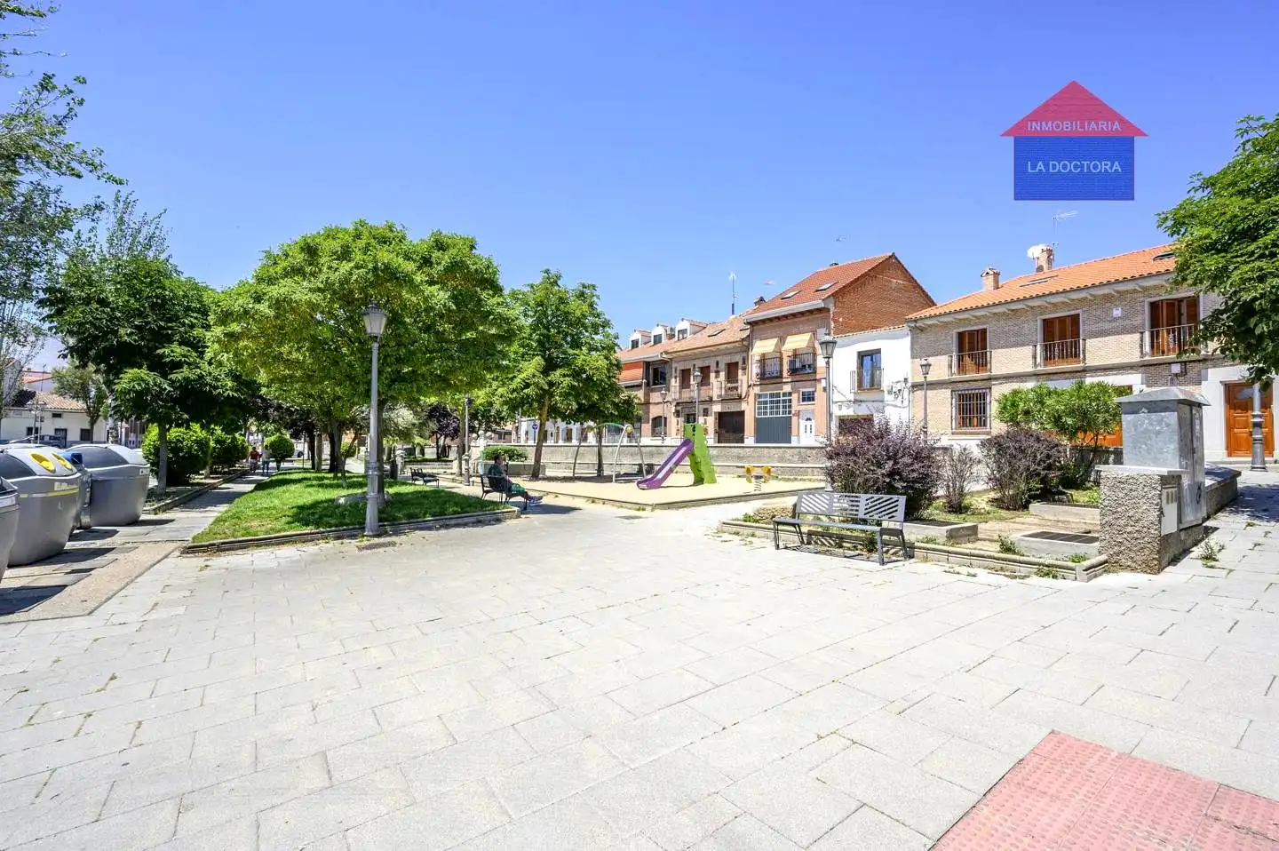Vista exterior de Piso en venta en Navalcarnero con Calefacción, Terraza y Trastero