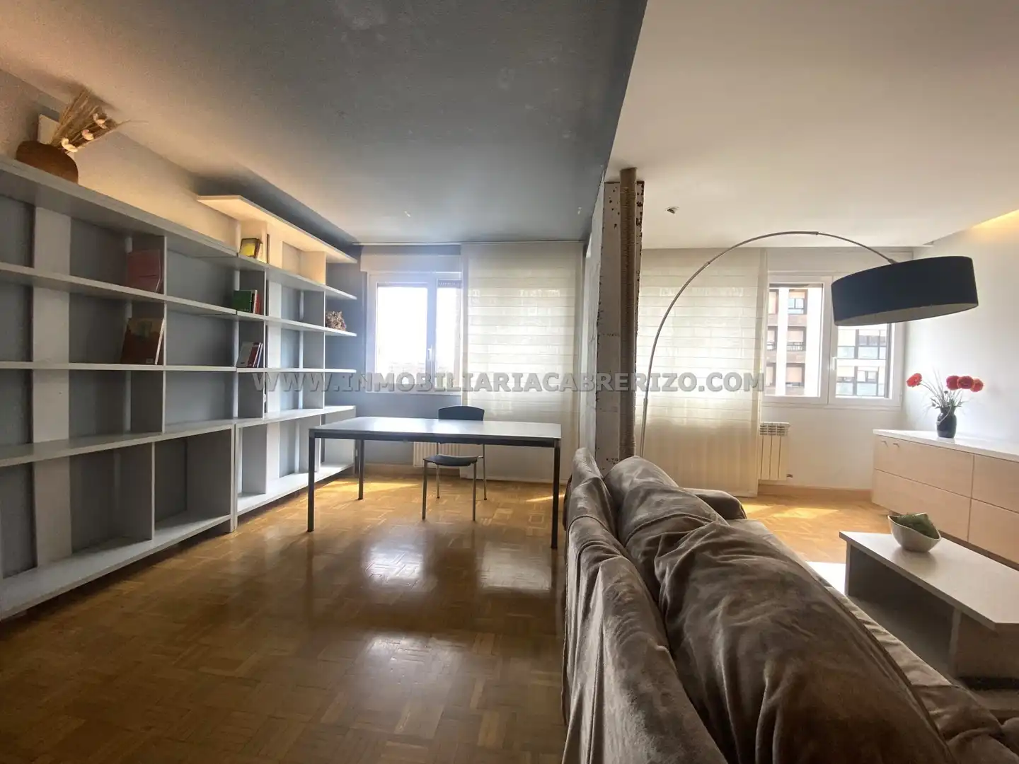 Sala de estar de Piso en venta en Barañáin / Barañain con Calefacción, Parquet y Horno
