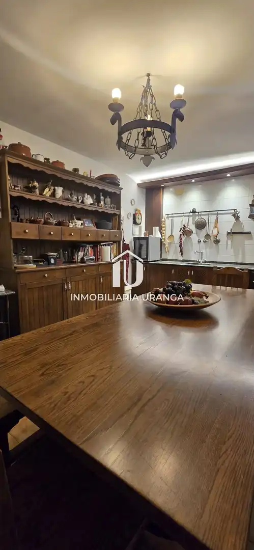 Cocina de Casa o chalet en venta en Laredo con Calefacción, Terraza y Amueblado