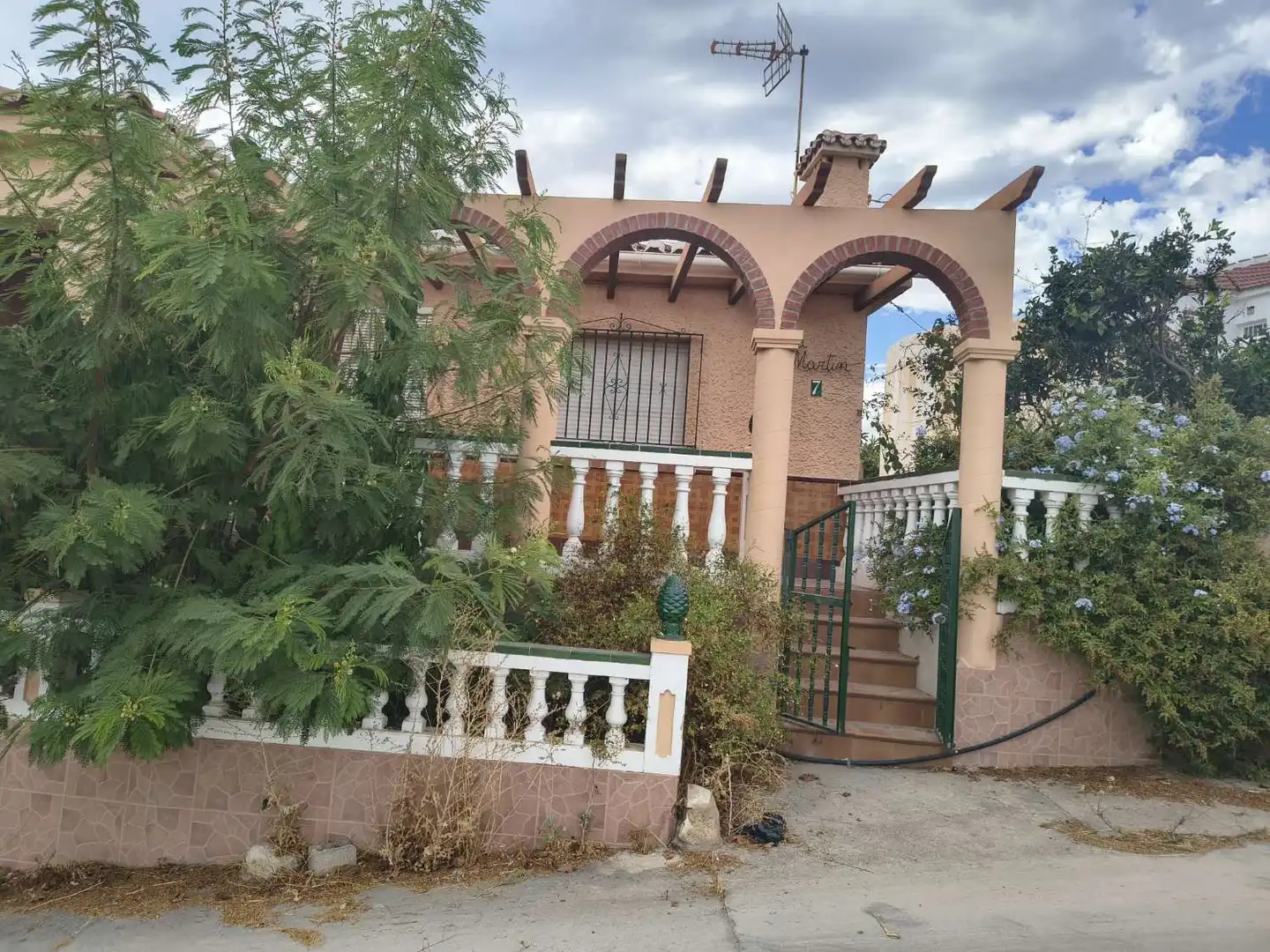 Exterior view of Houses for sale in Urbanización Santa Rosa