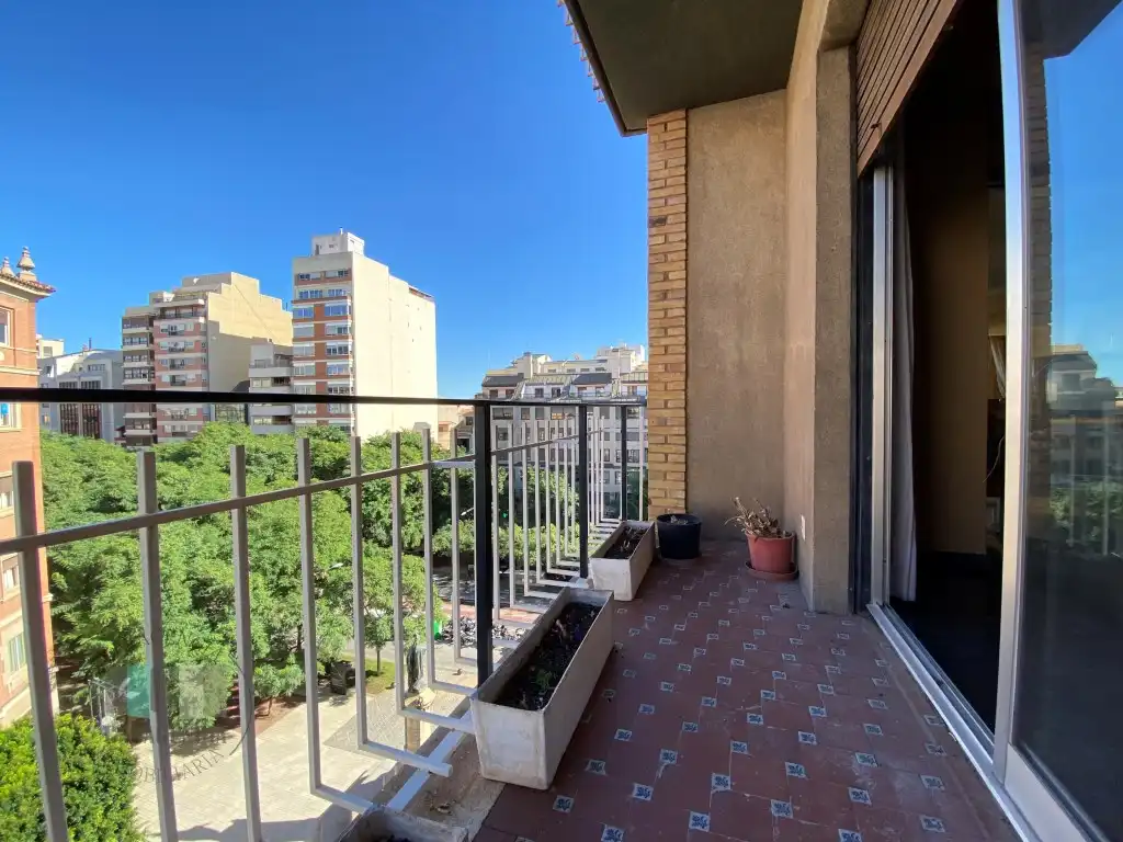 Piso en venta en Plaza Huerto Sogueros, Casco Histórico