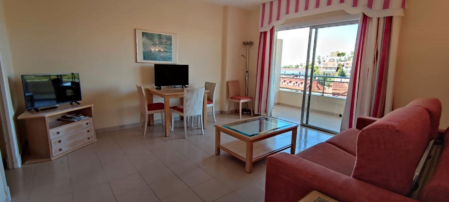 Wohnzimmer von Wohnung zum Verkauf in Benalmádena mit Terrasse, Möbliert und Ofen