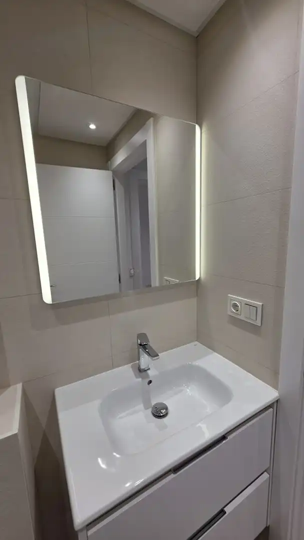 Baño de Piso de alquiler en Zaragoza con Amueblado