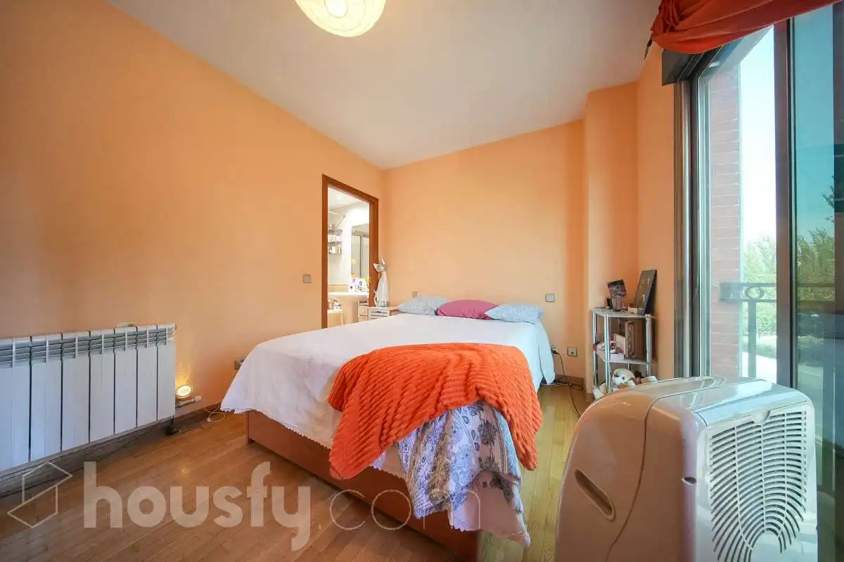 Flat for sale in Cine, Campamento
