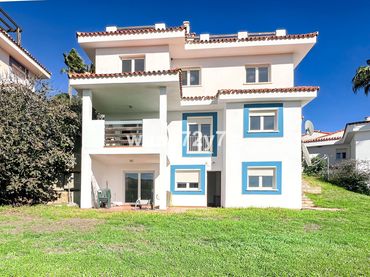 Maison avec piscine à vendre à Manilva Pueblo