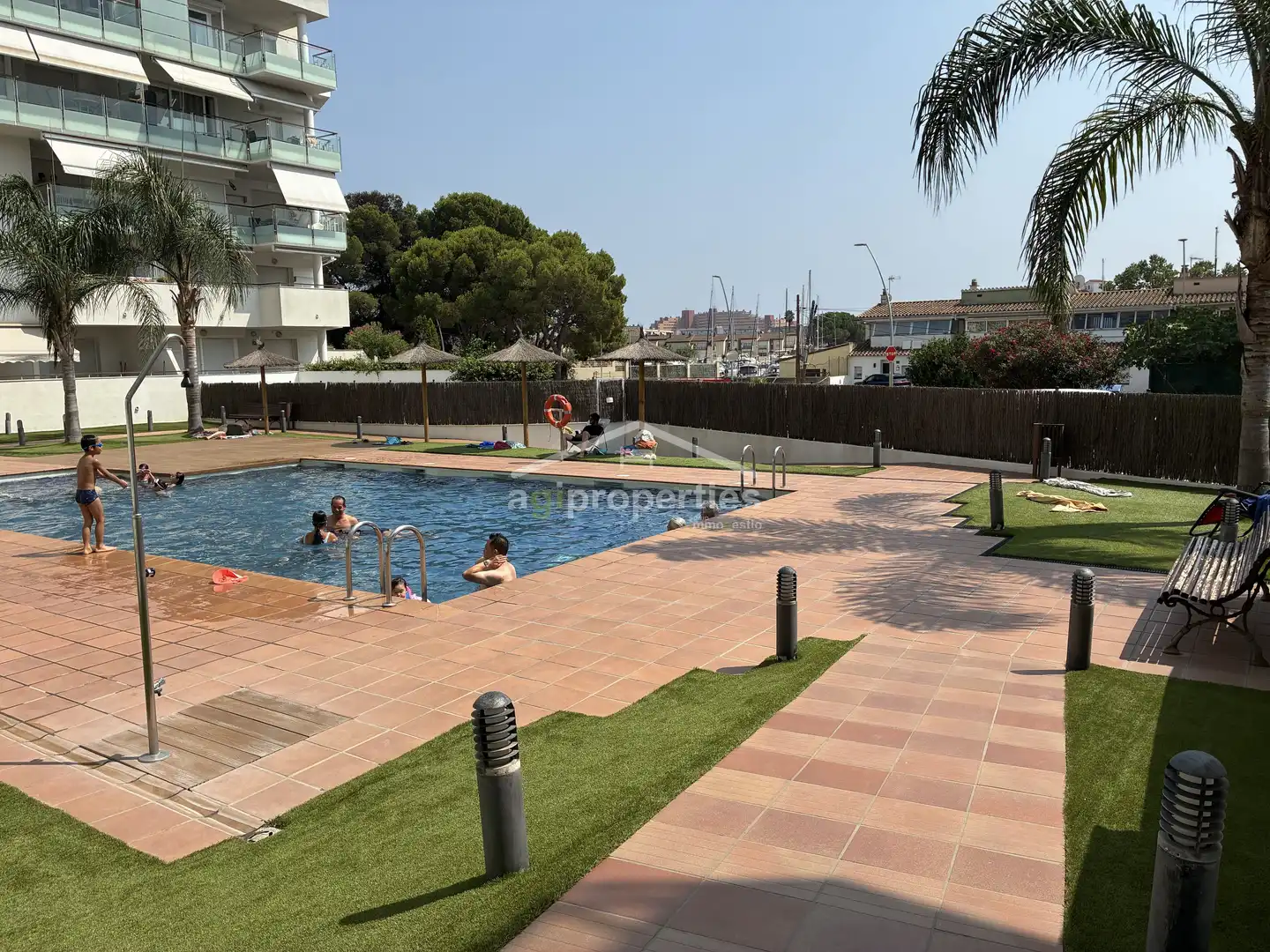Swimming pool of Apartments for sale in Roses  with Parquet flooring, Terrace and Furnished