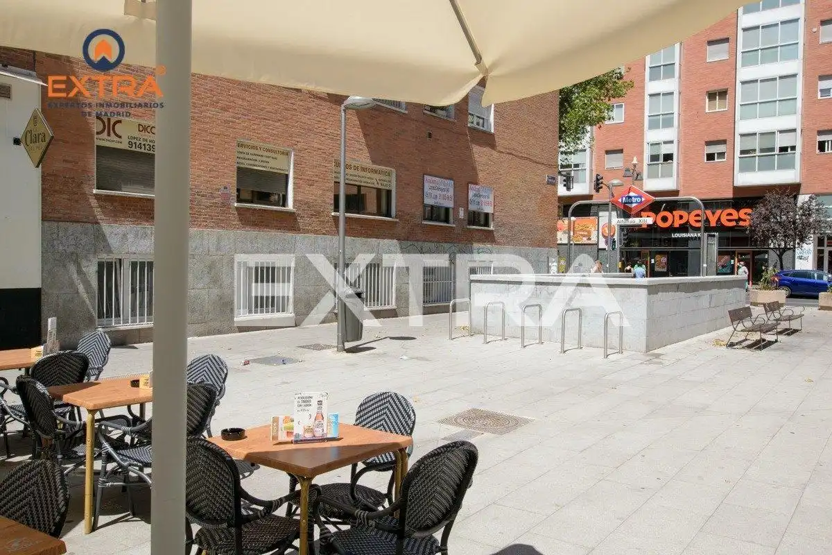 Local en venta en Calle Martín Machío, Prosperidad
