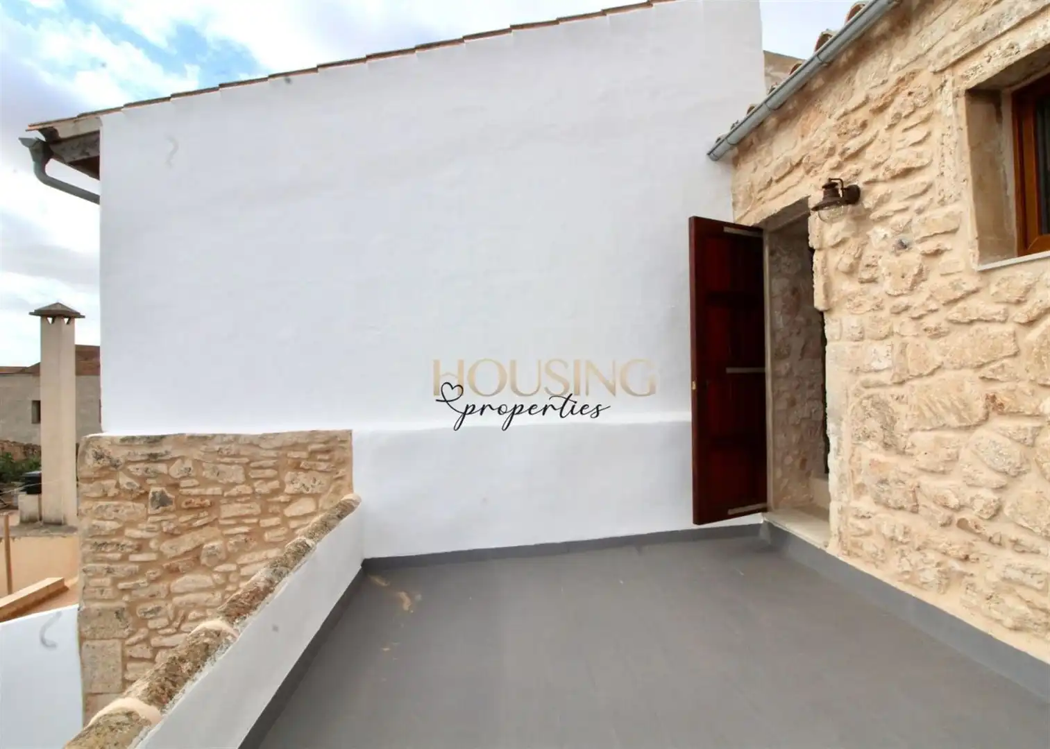 Vista exterior de Casa adosada en venda en Llucmajor amb Aire condicionat, Calefacció i Jardí privat