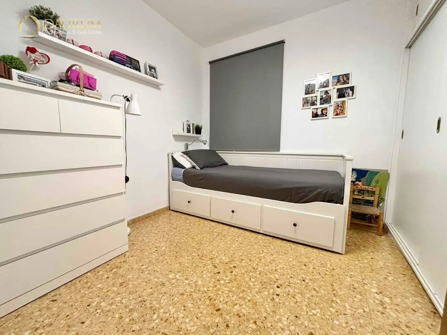 Habitación de Piso en venta en Paterna con Aire acondicionado, Trastero y Amueblado