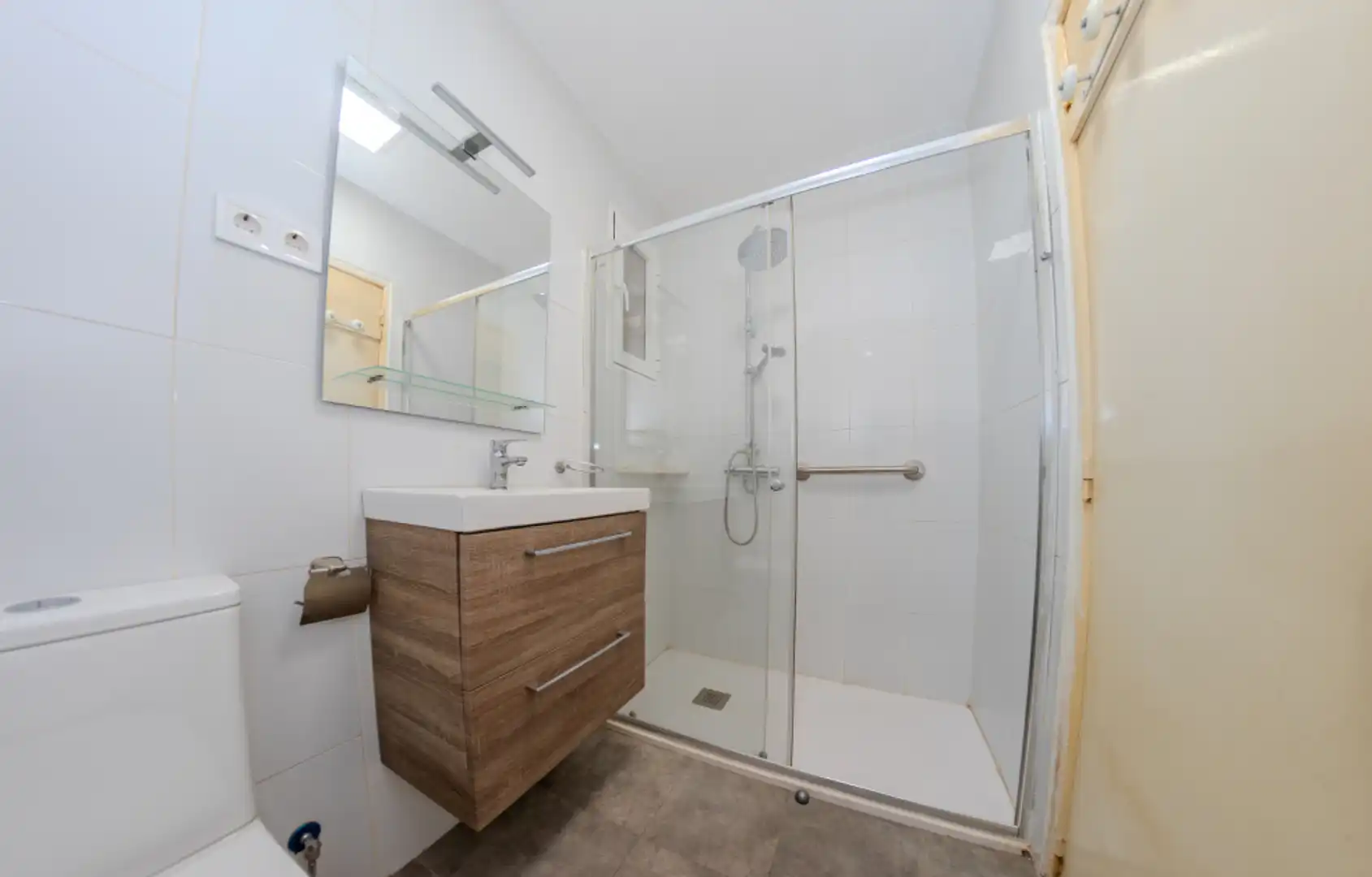 Baño de Piso en venta en Murcia con Aire acondicionado