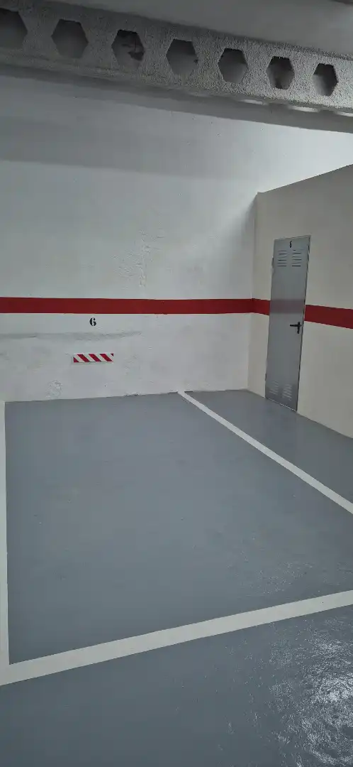 Parking of Garage for rent in Alfafar