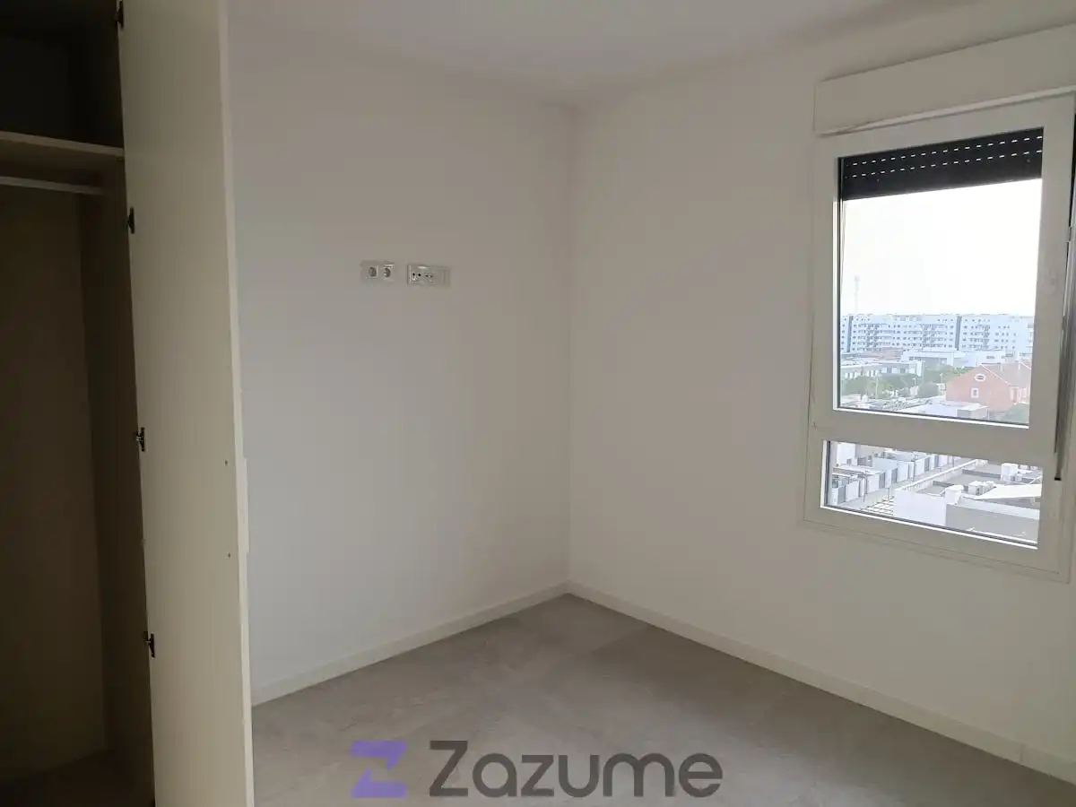 Habitación de Piso de alquiler en Dos Hermanas con Aire acondicionado, Calefacción y Terraza