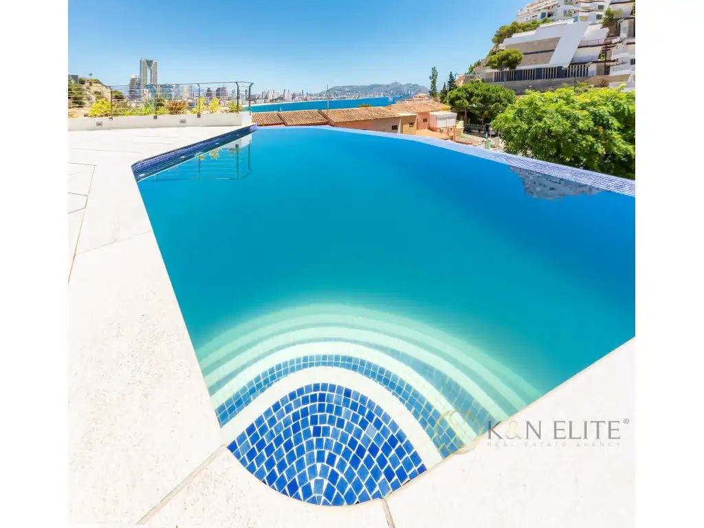 Piscina de Dúplex en venda en Benidorm amb Aire condicionat i Piscina