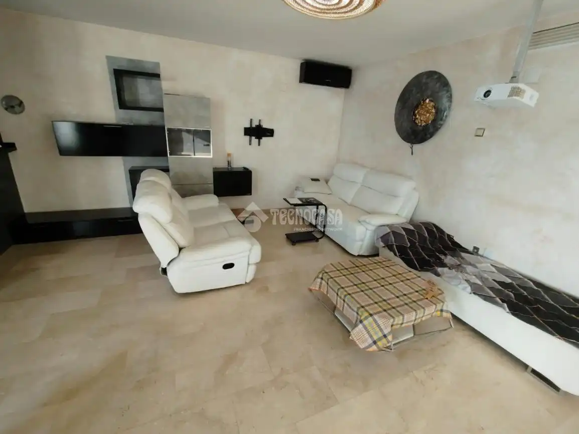 Flat for sale in Mengíbar