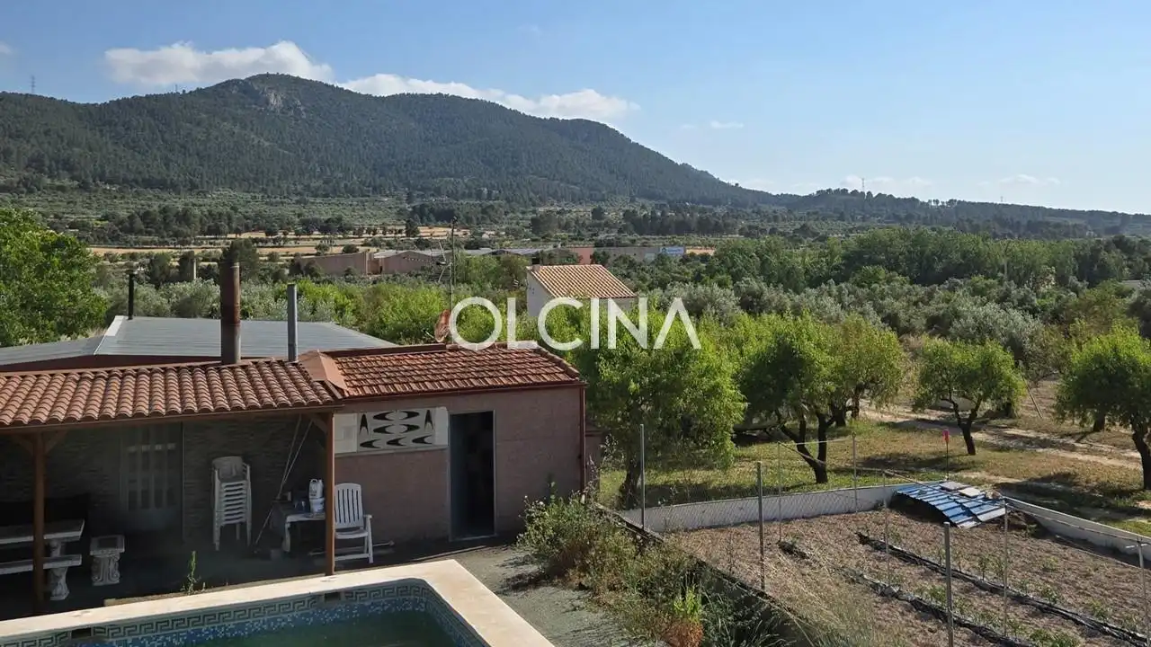 Houses for sale in Banyeres de Mariola  with Heating, Private garden and Terrace