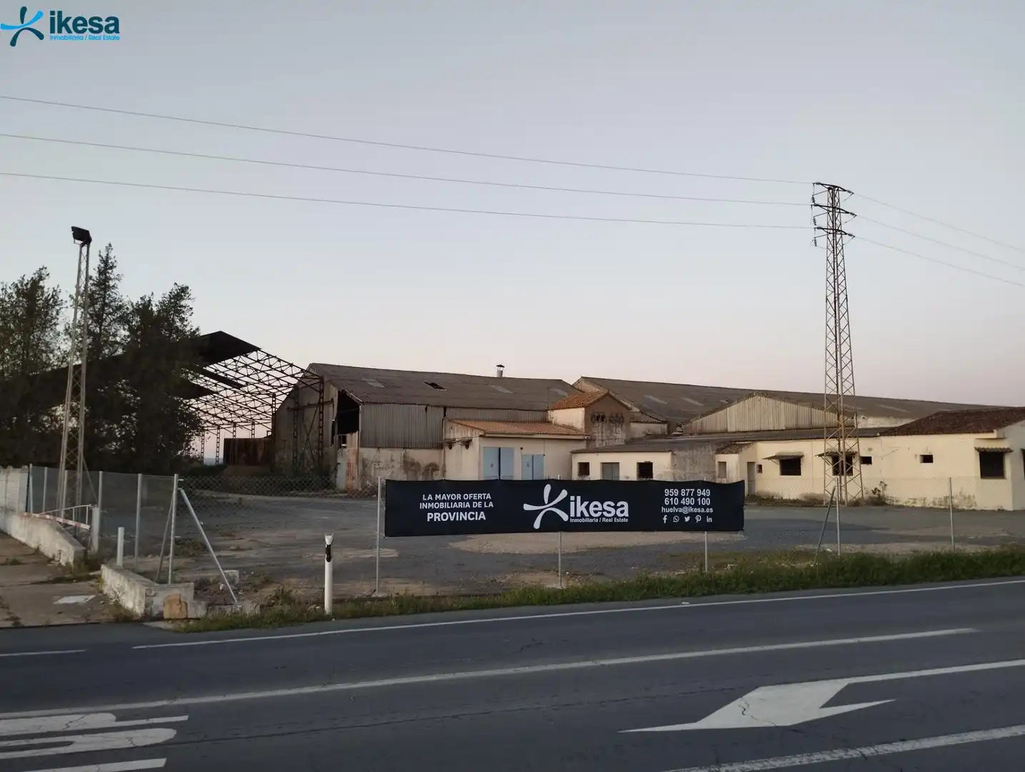 Industrial buildings for sale in La Palma del Condado