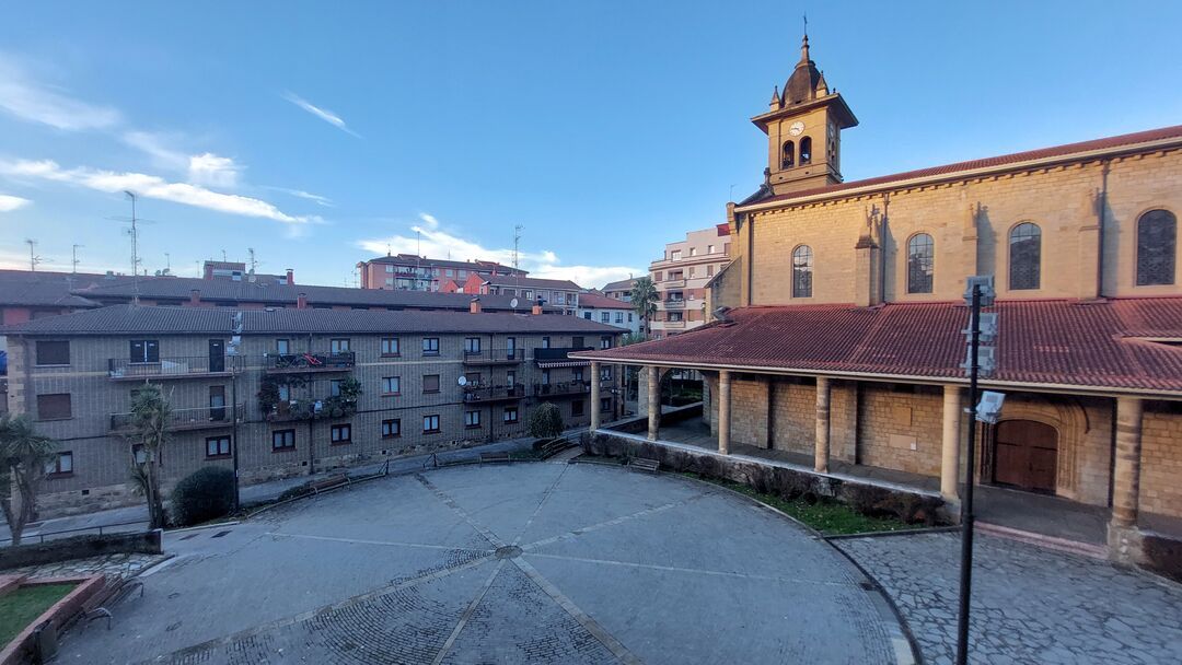 Vista exterior de Piso en venta en Mungia con Calefacción