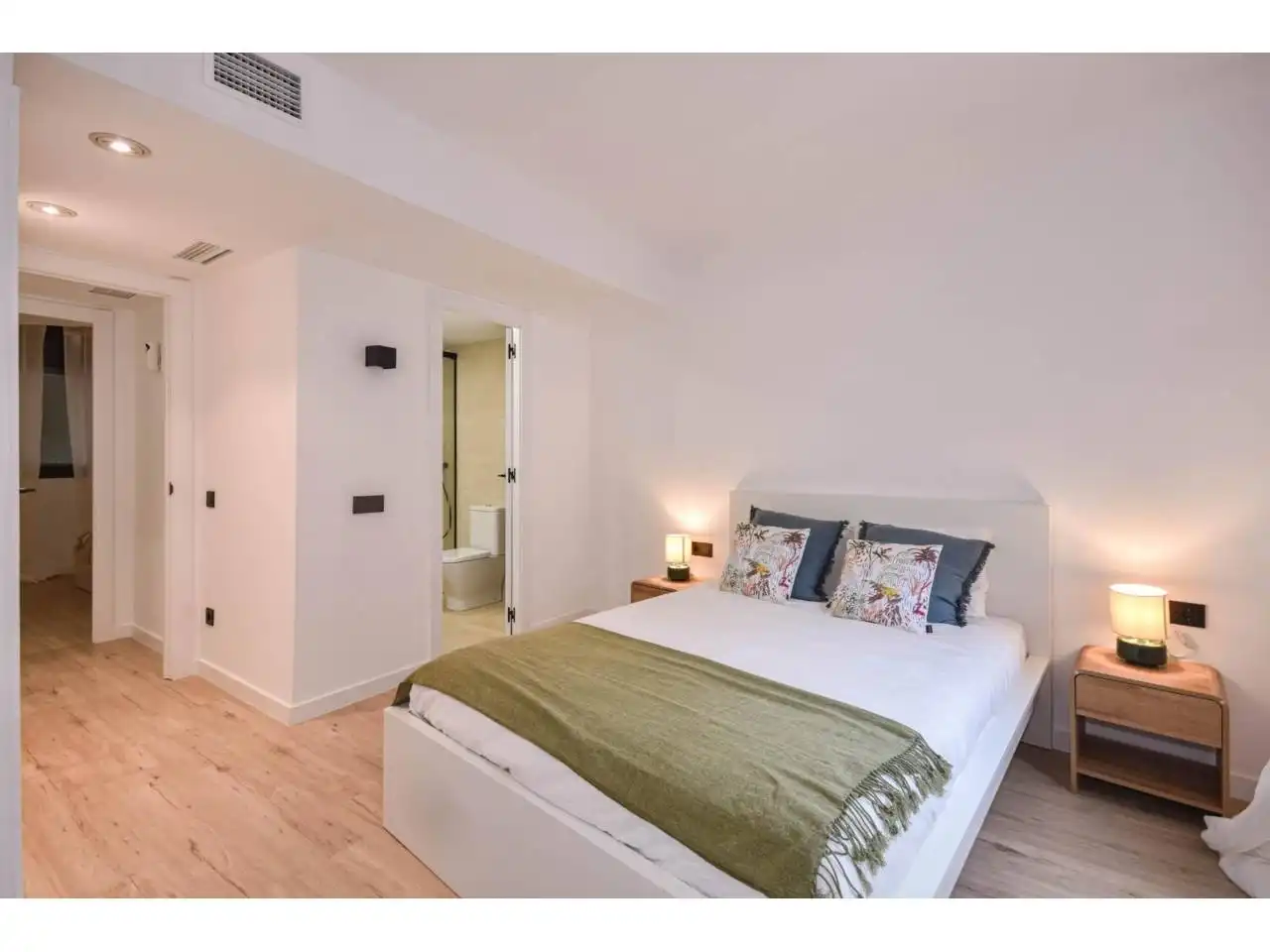 Habitación de Piso en venta en Barcelona con Calefacción, Parquet y Balcón