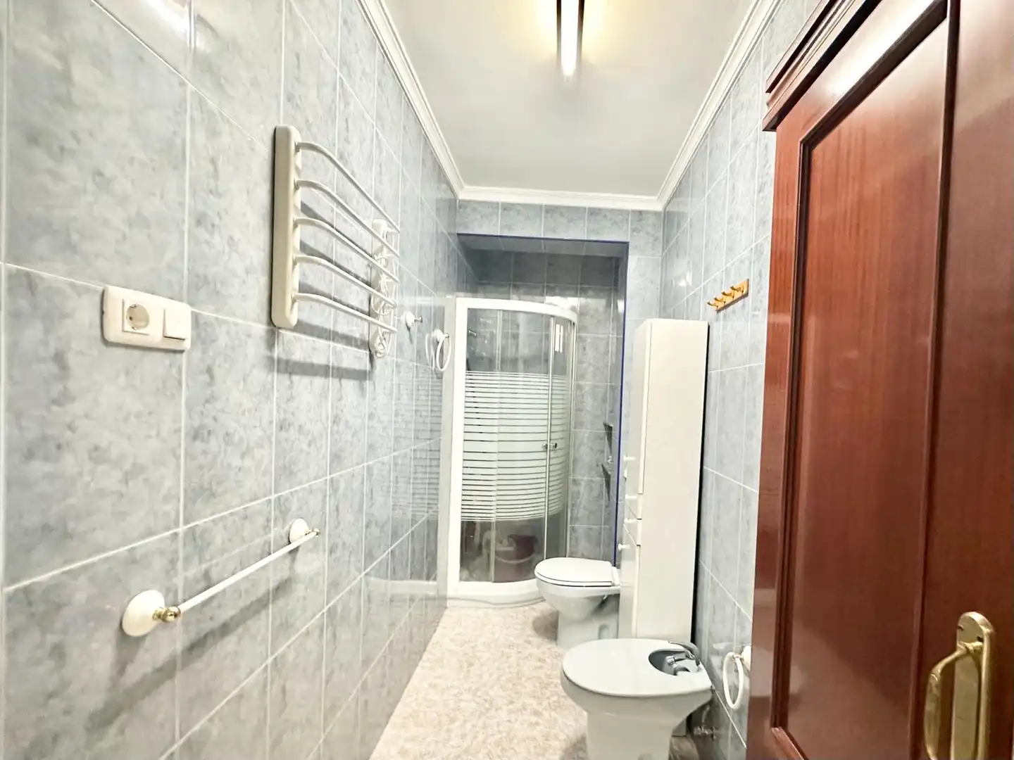 Baño de Piso en venta en Málaga con Aire acondicionado