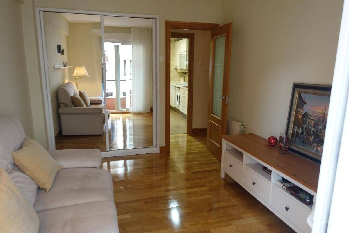 Sala de estar de Piso en venta en Barakaldo  con Calefacción y Balcón